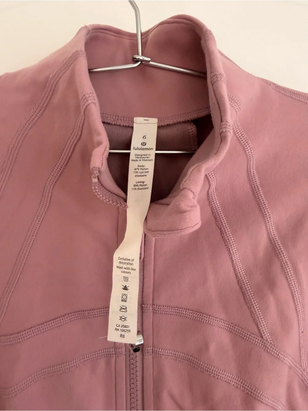 lululemon athletica size 6 Dusty Rose Zip-Up Bomber Jacket